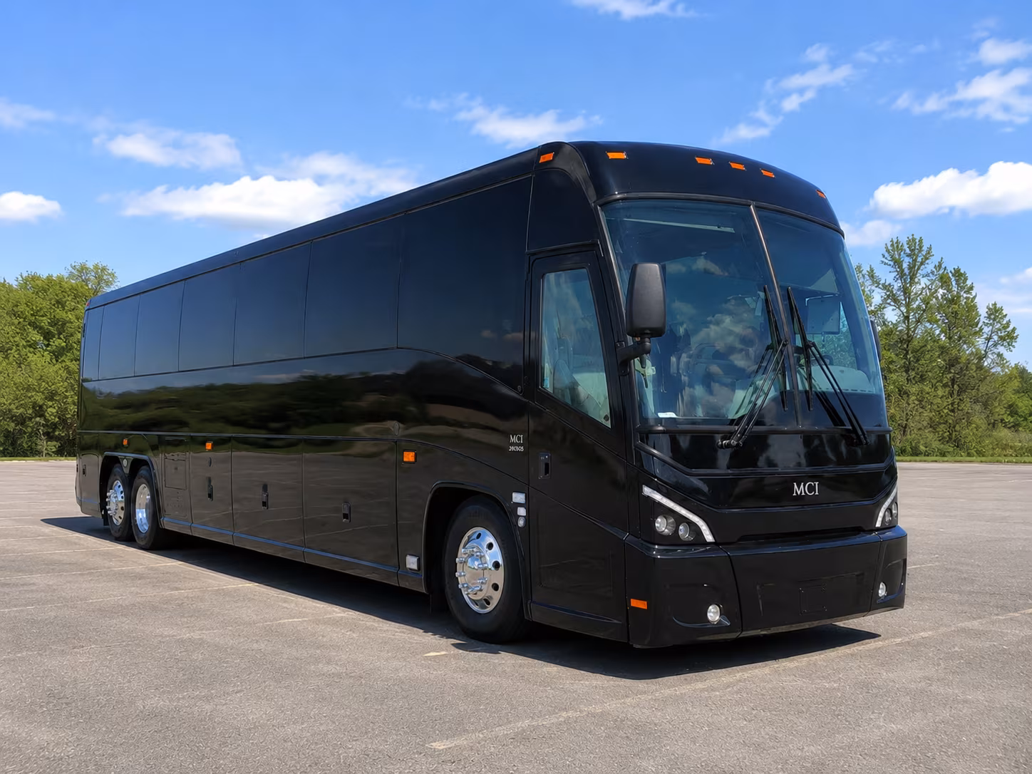 charter buses for daytona beach expo and trade show groups based in deltona