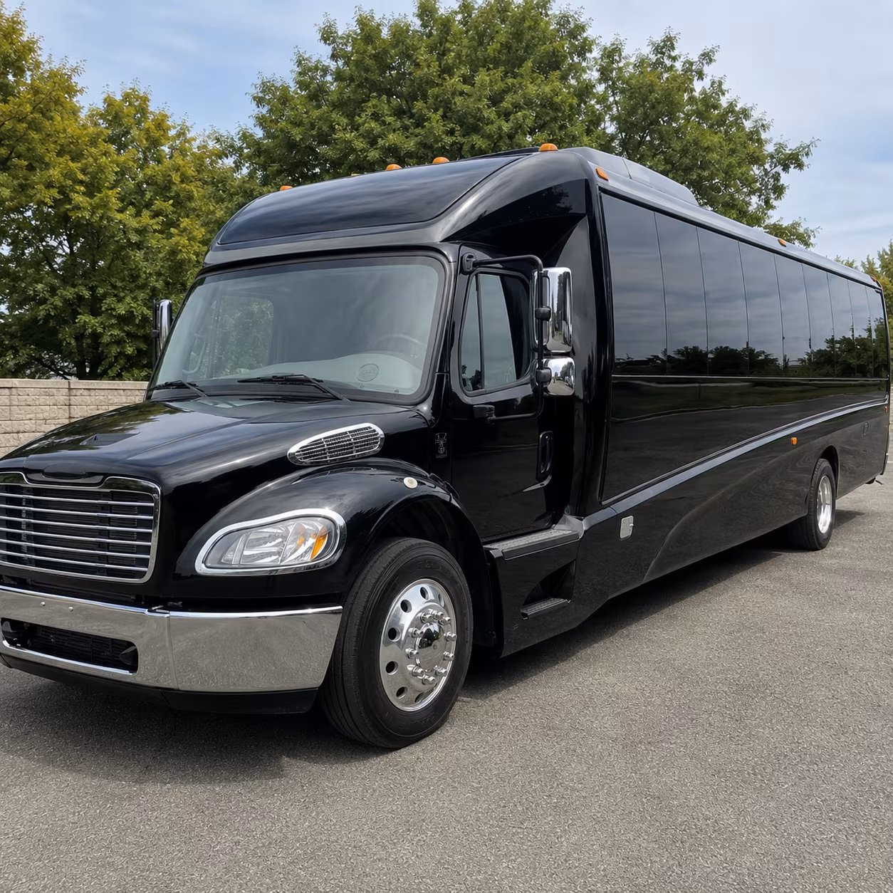 deltona 20 passenger minibus