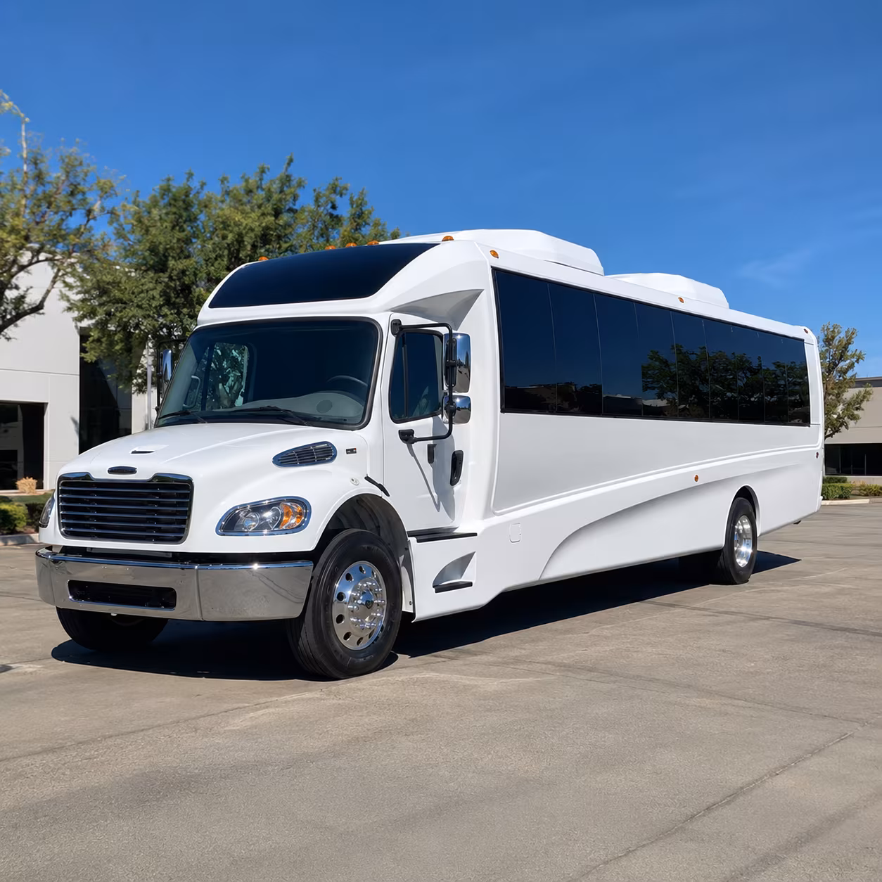 deltona 30 passenger minibus