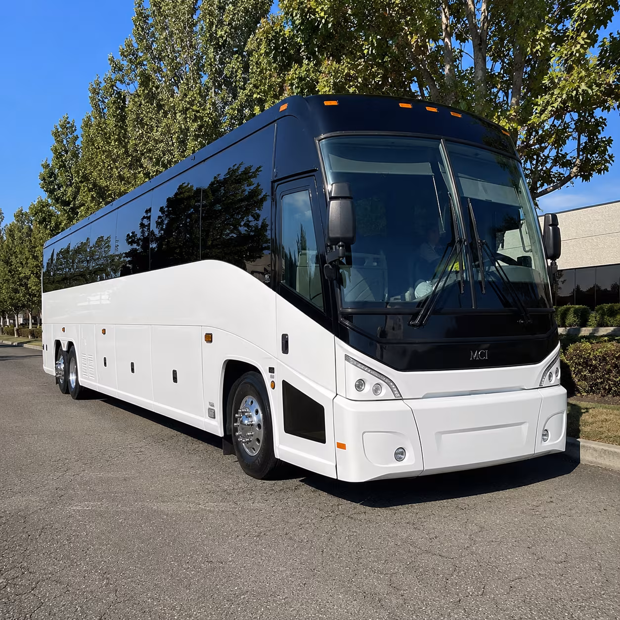 deltona 50 passenger charter bus