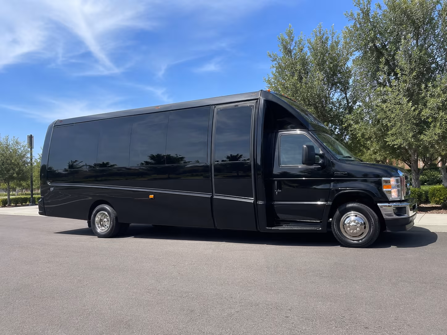 secure transportation for your next concert or music festival 1