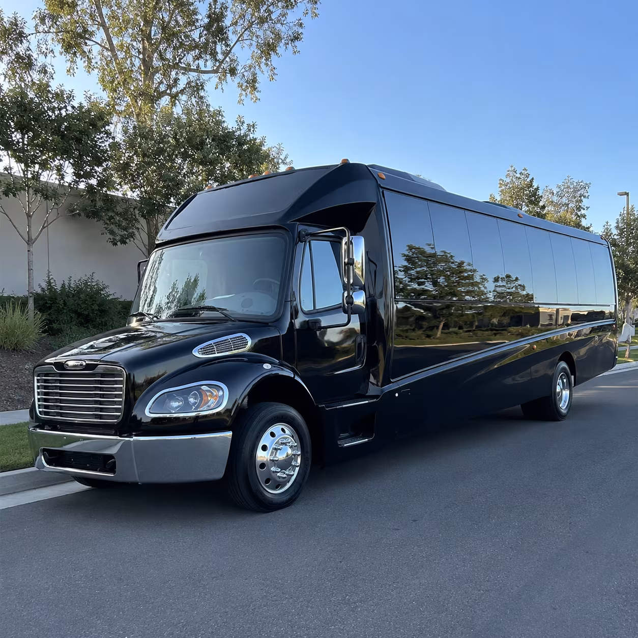 secure transportation for your next convention or trade show 5